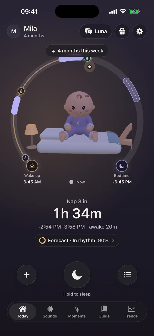 Lullo's Today screen: a day ring around a sleeping baby, with a countdown to the next nap